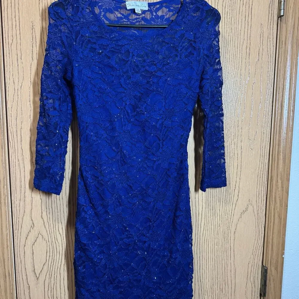 Blue sparkle dress size small ❤️